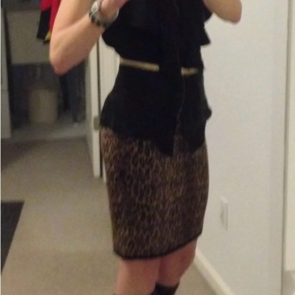 Cache leopard double zip skirt - Picture 10 of 10